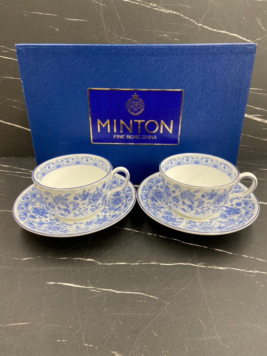 【希少】椰子の木のある風景文 オールドノリタケ / プレート ２枚組 皿立て付 希少】椰子の木のある風景文 オールドノリタケ / プレート 2枚組 皿