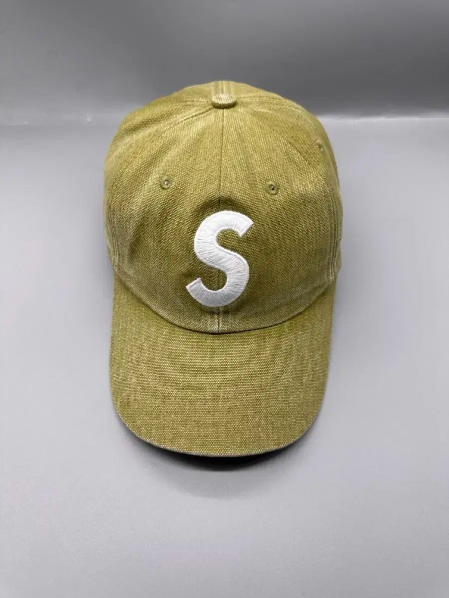 雷市場（ポンジャン）商品韓国直送】 23SS Supreme(シュプリーム) ピグメント キャンバス S ロゴ 6 パネル オリーブ 帽子 状態良好  - メルカリ