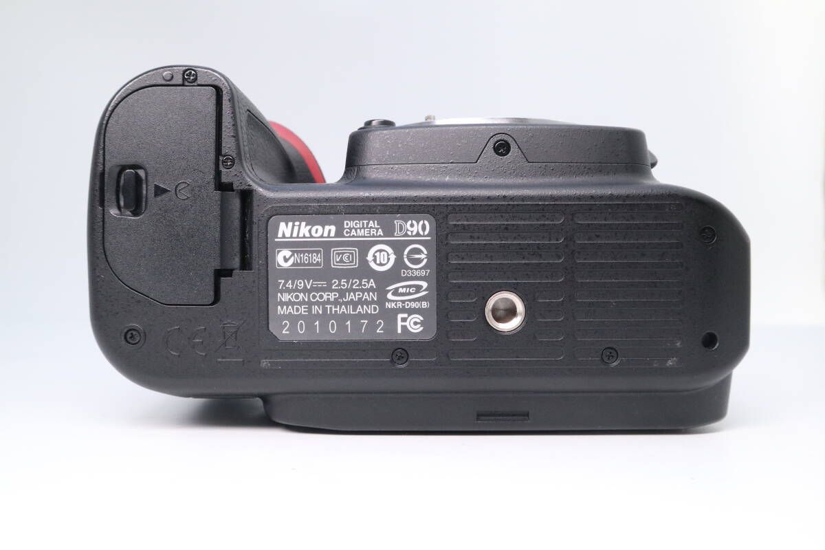 Nikon D90 ボディ(1230万画素) ブラック ニコン デジタル一眼