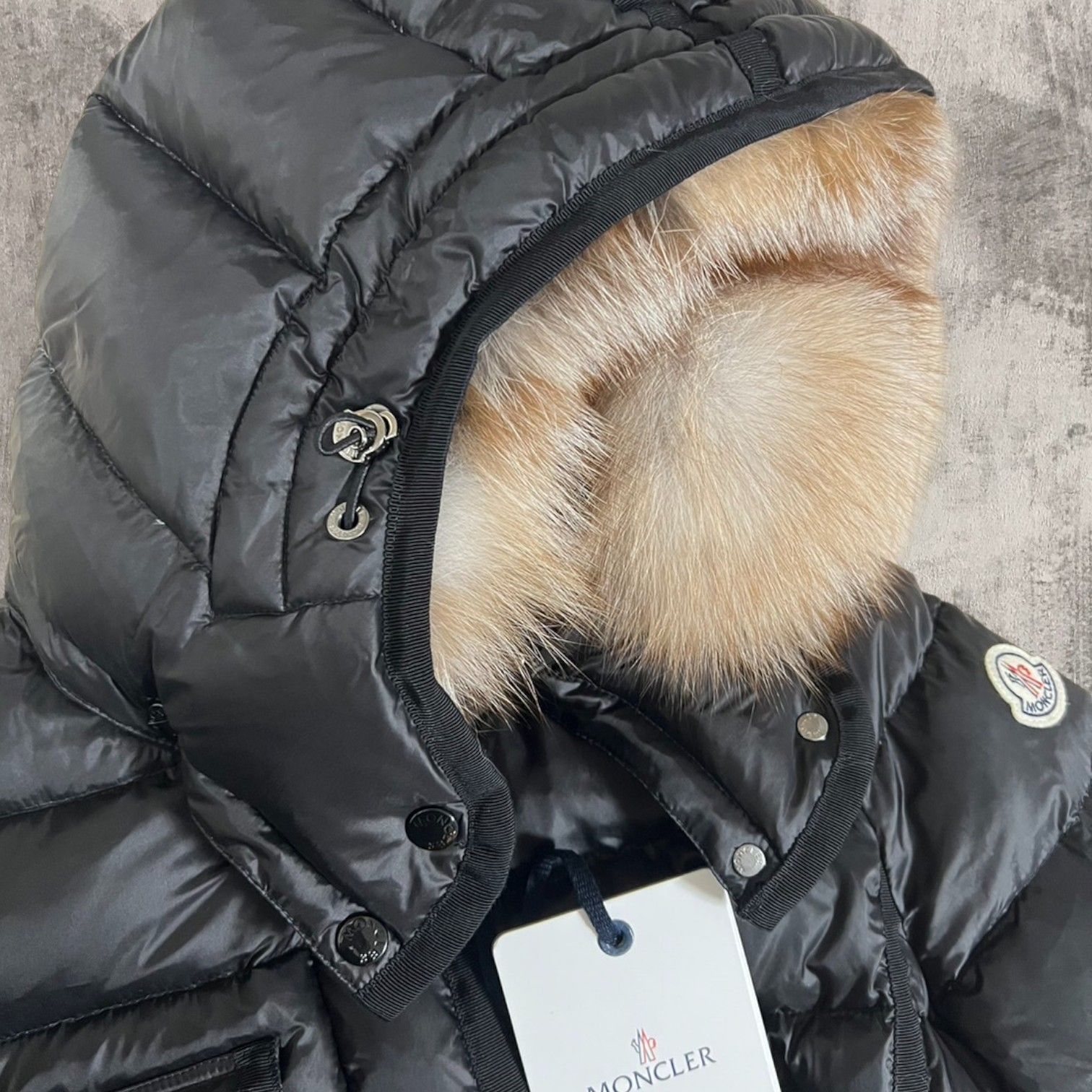 定価40万円！！☆新品未使用タグ付き☆ MONCLER HERMIFUR Foxfur 