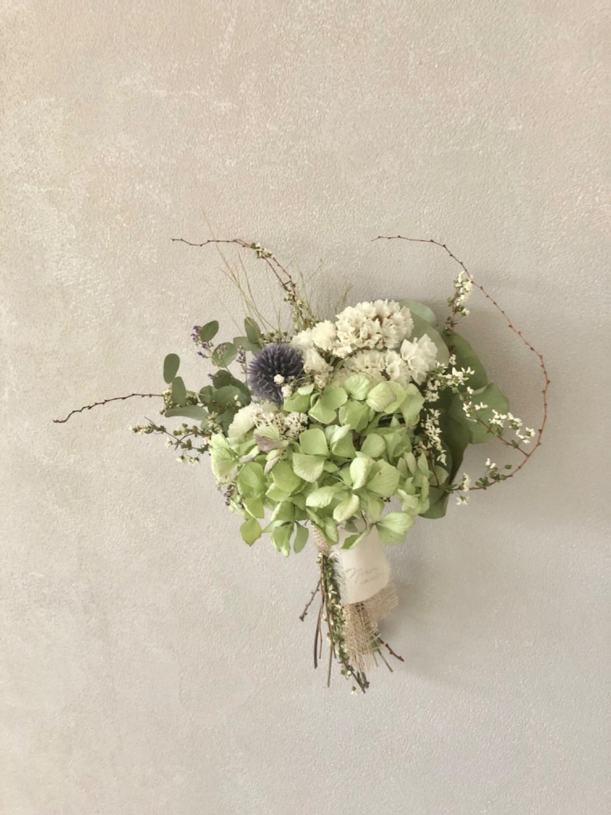 early summer グリーンアナベルとユキヤナギのスワッグ 24〜28cm 雪柳