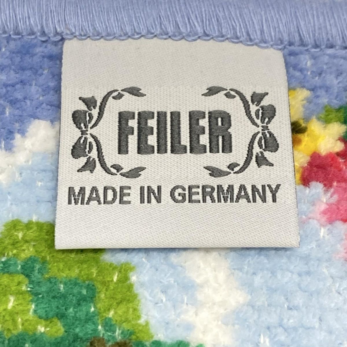 FEILER(フェイラー) 小物新品同様 - ライトブルー×レッド×マルチ