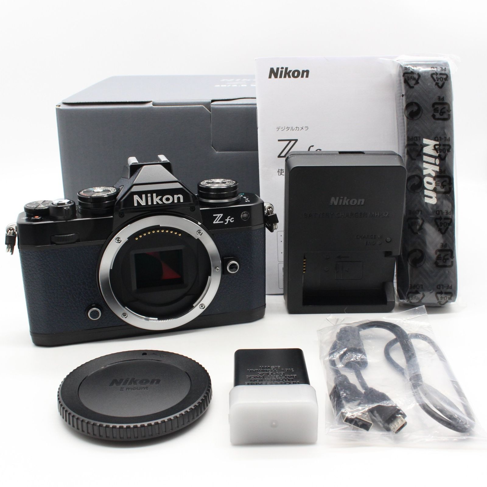 ★極上品★Nikon Z fc プレミアムエクステリア ミッドナイトグレー ☆極上品☆Nikon Z fc プレミアムエクステリア ミッドナイト