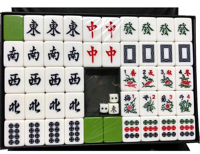 本格の家庭用マージャン牌 （セット約4.3kg)重量感あり・爽快感