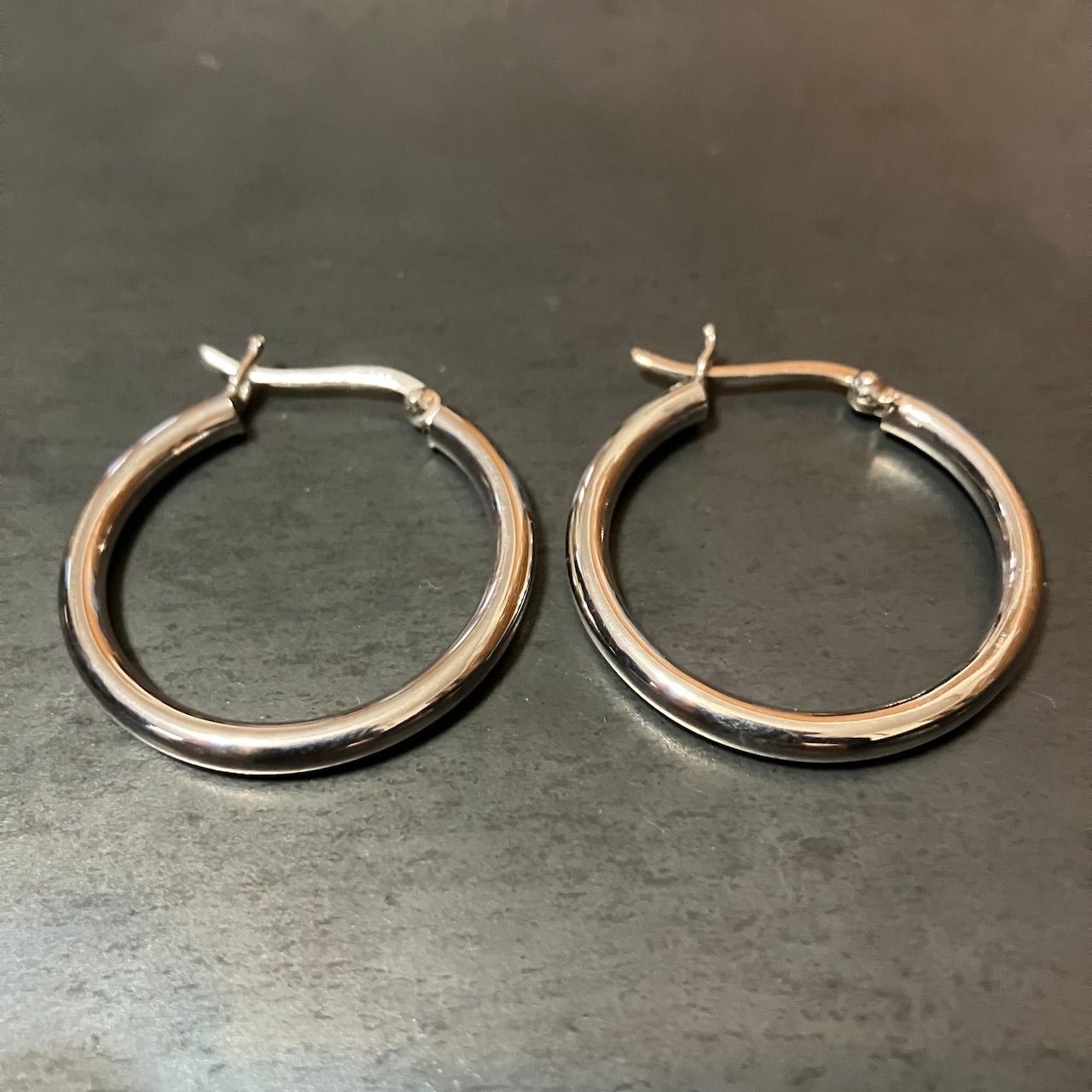 SILVER925 SIMPLE HOOP EARRINGS /シルバー/ピアス SILVER925 SIMPLE HOOP EARRINGS/シルバー/ピアスの通販 by よし