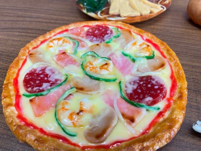 食品サンプル 11点 ハンバーガー ショートケーキ ピザ ラーメン 秋刀魚 パン 手巻き いくら 胡瓜 | 514204