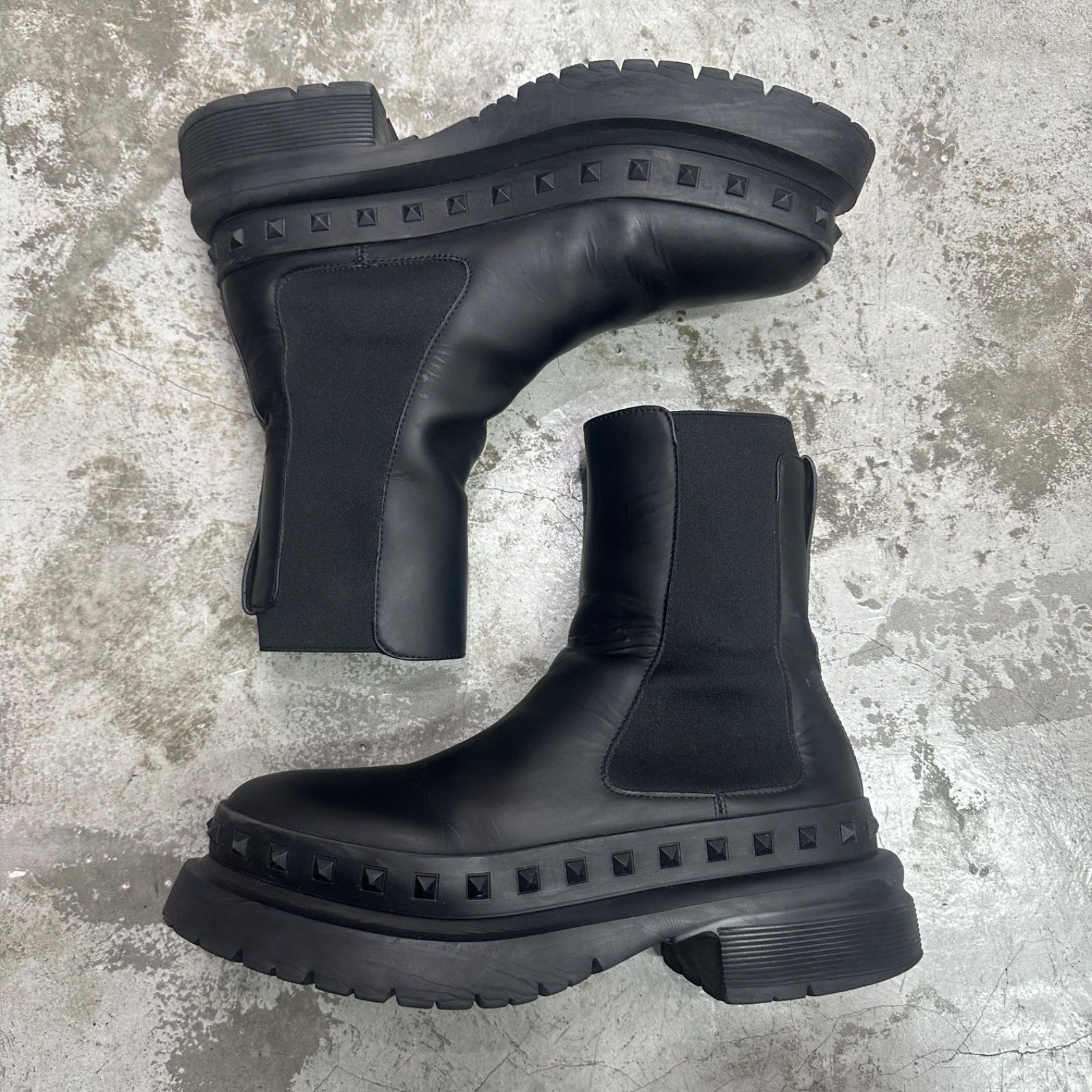 【VALENTINO】 ブーツ Valentino Garavani ロックスタッズ チェルシーブーツ
