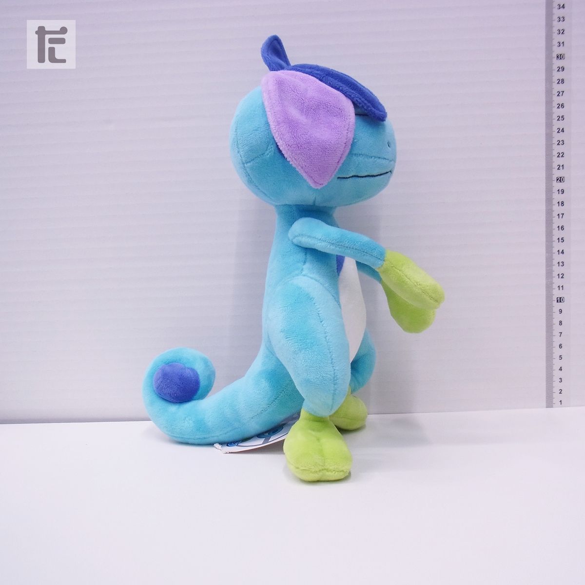 ジメレオン ぬいぐるみ Amazon.co.jp: ポケモンセンターオリジナル ぬいぐるみ