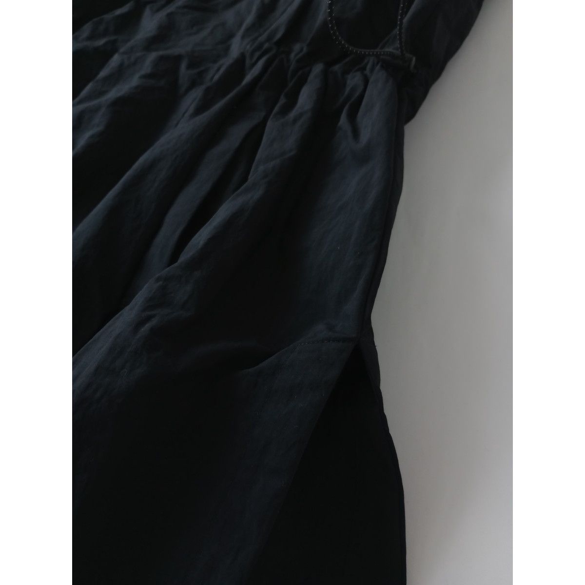 aere アエレ no sleeve nylon coat ノースリーブコート aere アエレno sleeve nylon coat ナイロンコート黒