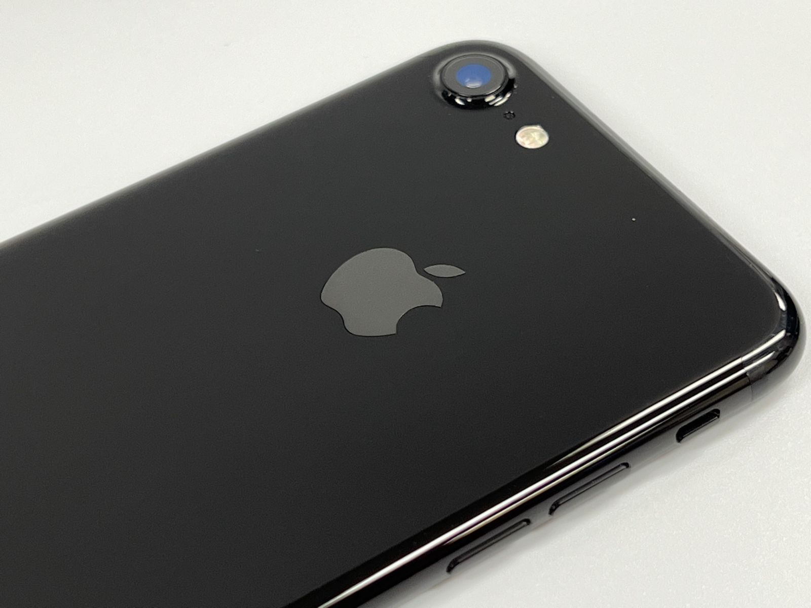 お得に買える通販 iPhone 7 Jet Black ジェットブラック32 GB SIM