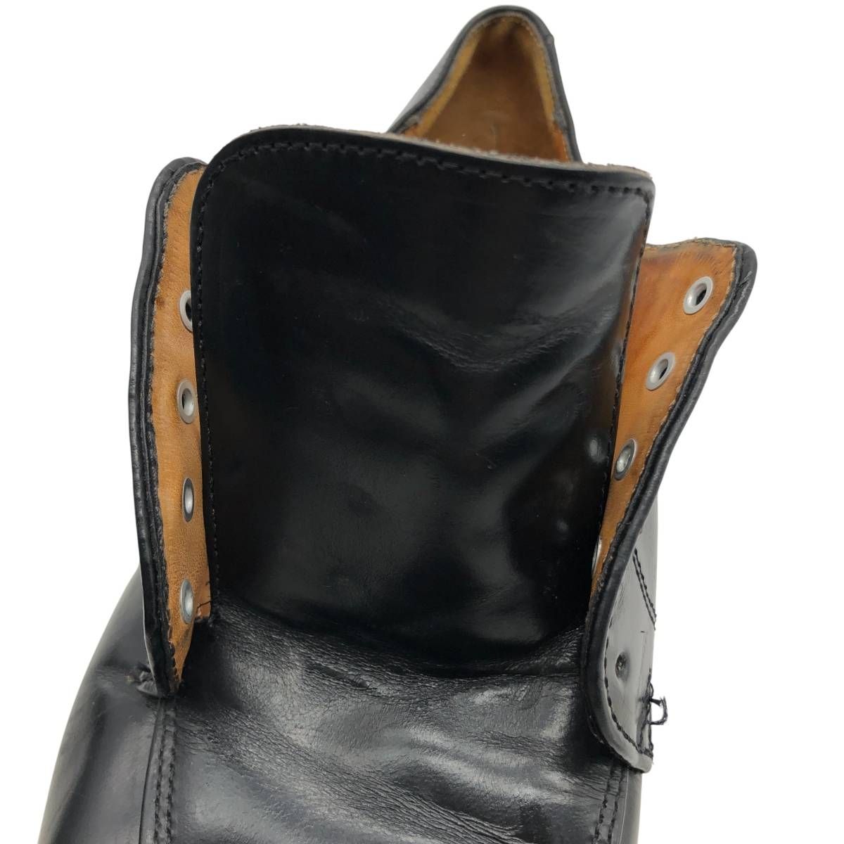 Uチップシューズ