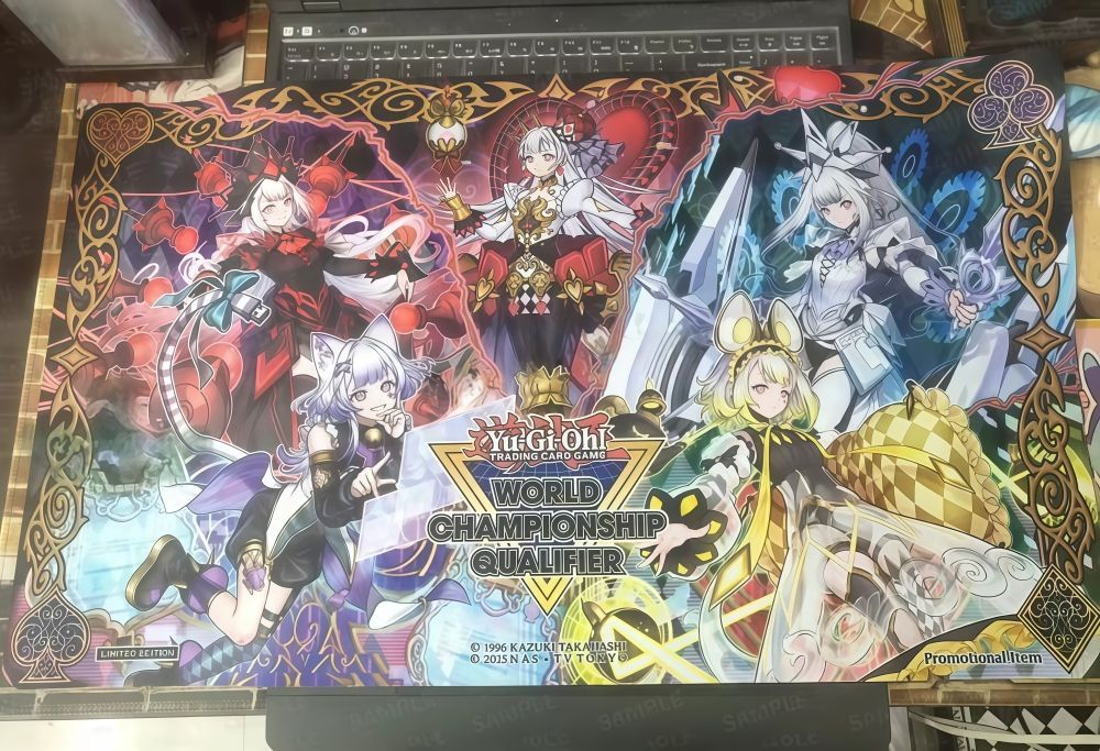 超希少 新品未開封 マリスクイーンハーツオブクリプター プレイマット 遊戯王 Amazon | プレイマット マウスパット 遊戯王 マリスクイーン