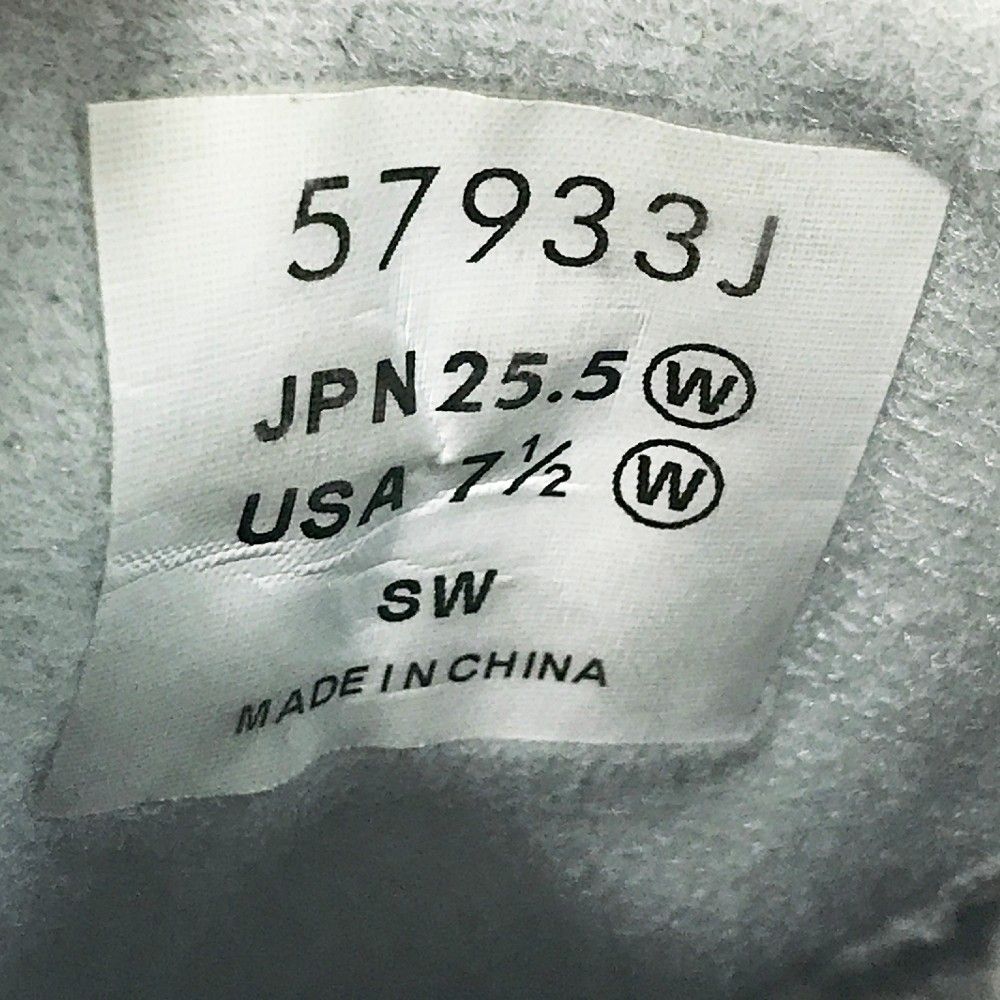 ホワイト系