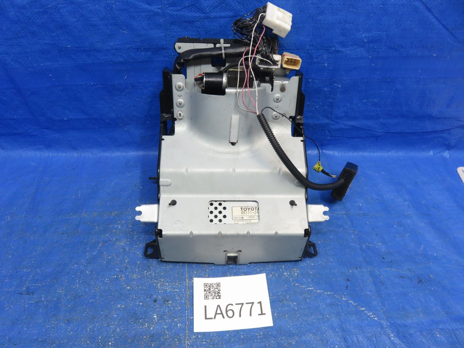 ナビディスプレイ 黒木目調