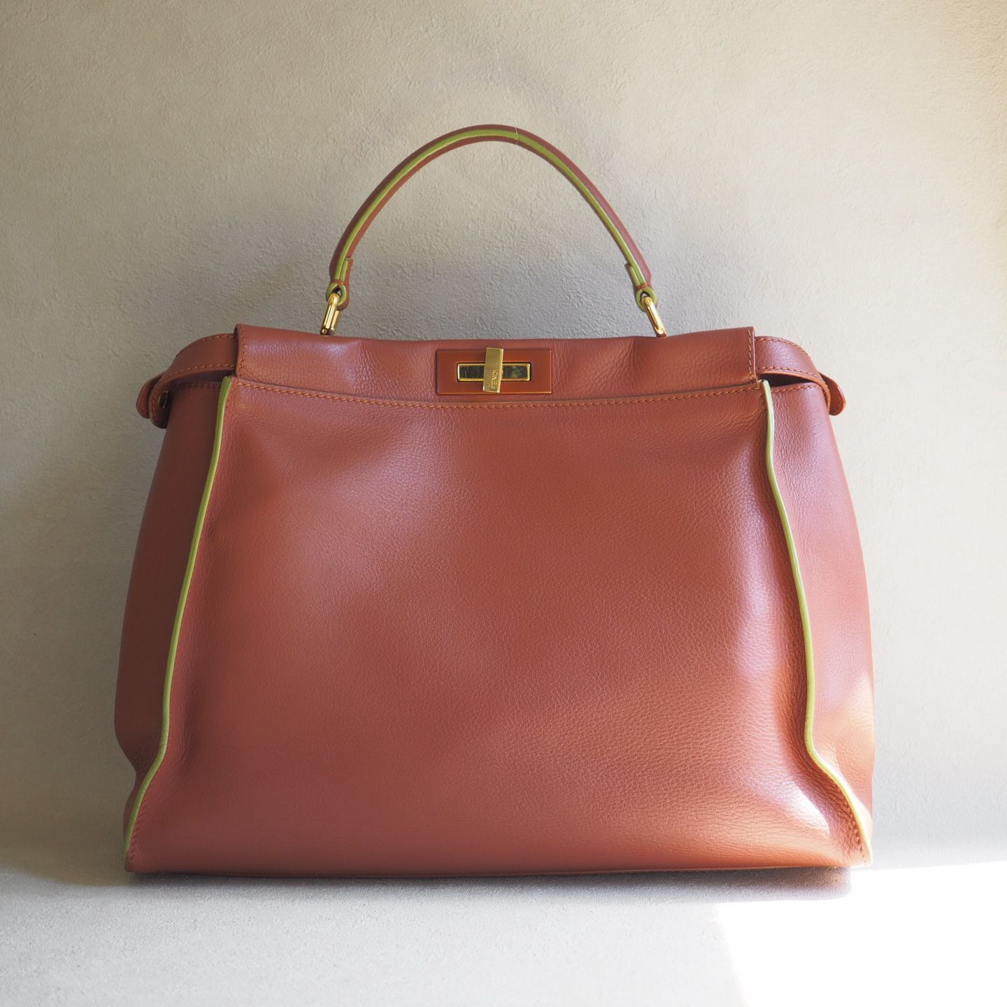 希少美品☆ フェンディ FENDI ピーカブー 2way ハンドバッグ 