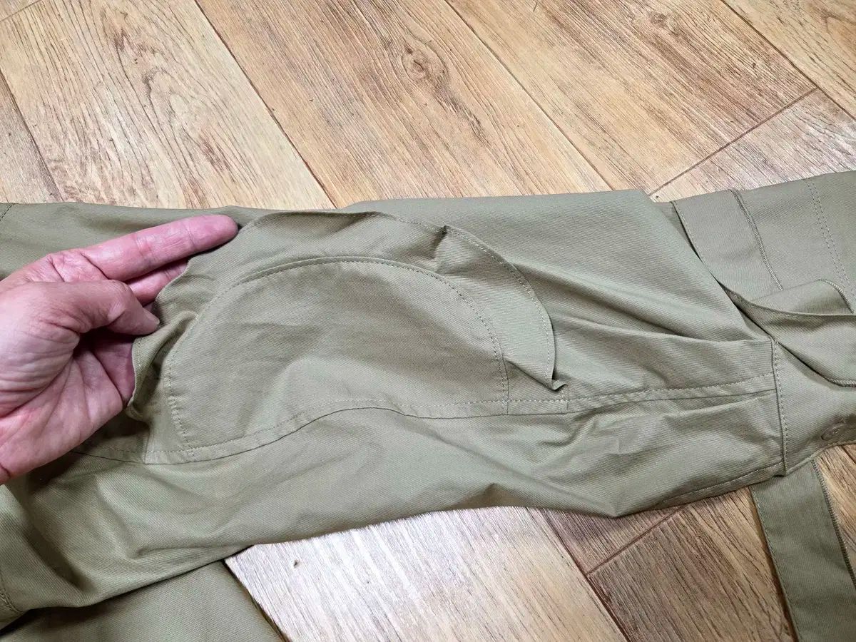 ピーターパンカラー