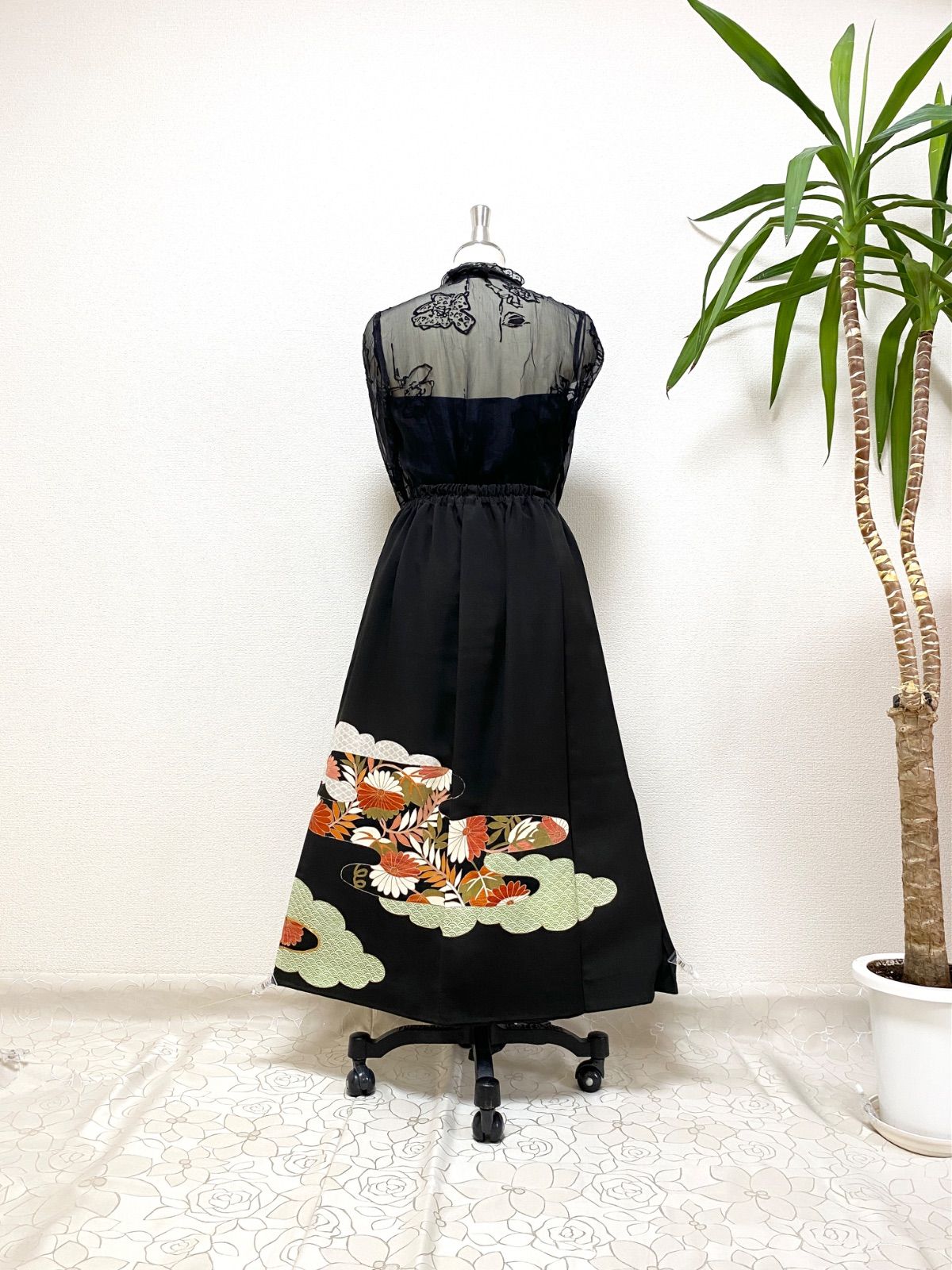 大人可愛いセレブ着物スカートフリーサイズ1点物黒留袖着物リメイクウエストゴムロングスカートフリーサイズ送料込みハンドメイドNO.5782