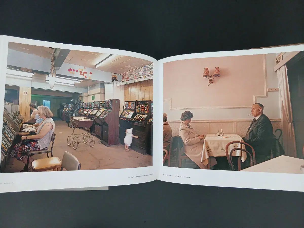  マーティンス 同等語 Parr フォトブック Phaidon 出版 アート デザイン 音楽 本