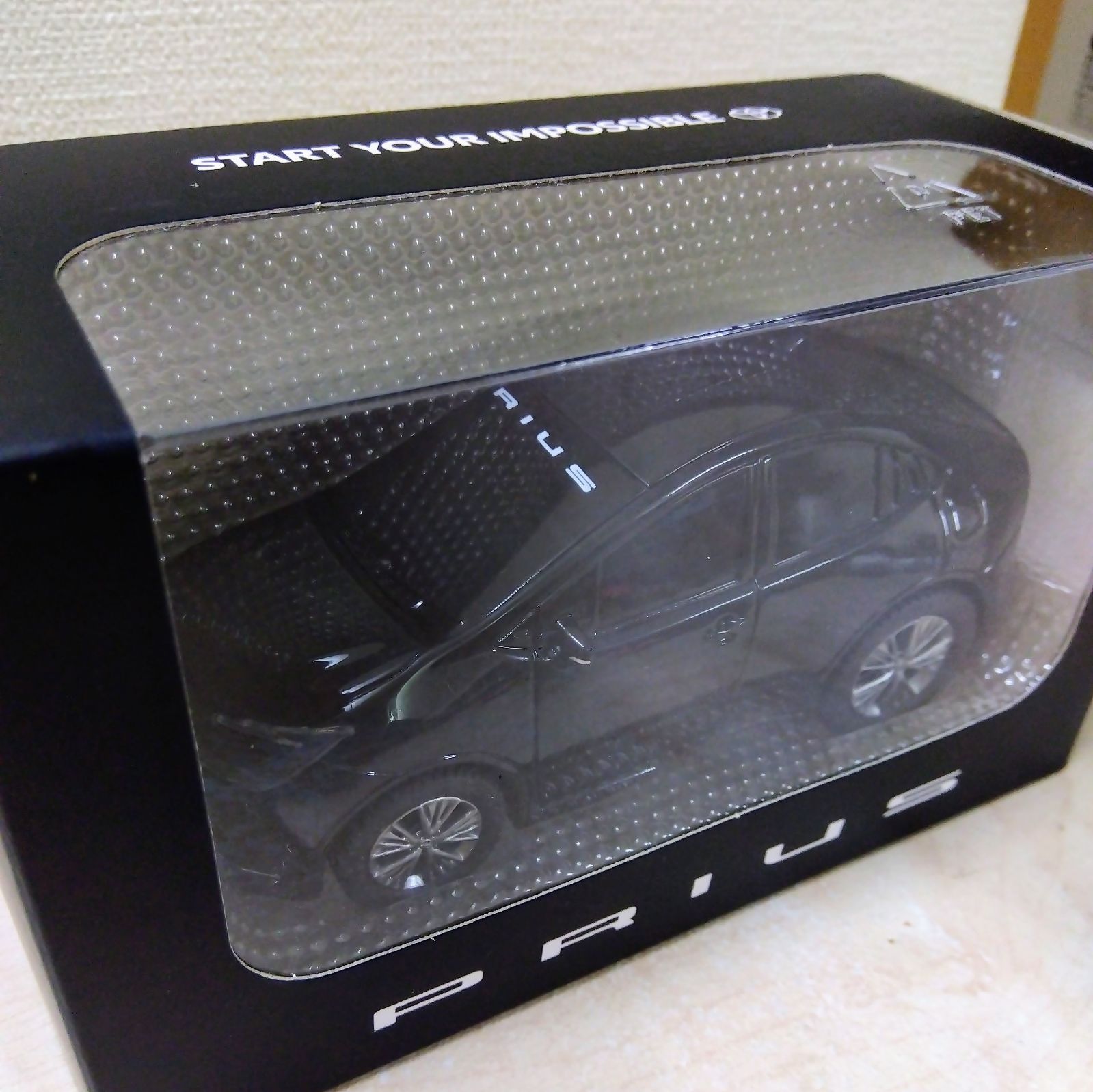 トヨタ 新型プリウス プルバックカー グレー　カラーサンプル　非売品 2025年最新】新型プリウス プルバックカーの人気アイテム - メルカリ