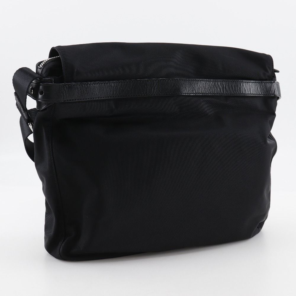美品 トゥミ メッセンジャーバッグ ナイロン ブラック 黒 22110D2 ロゴ TUMI】トゥミ ショルダーバッグ ナイロン 黒 メンズ