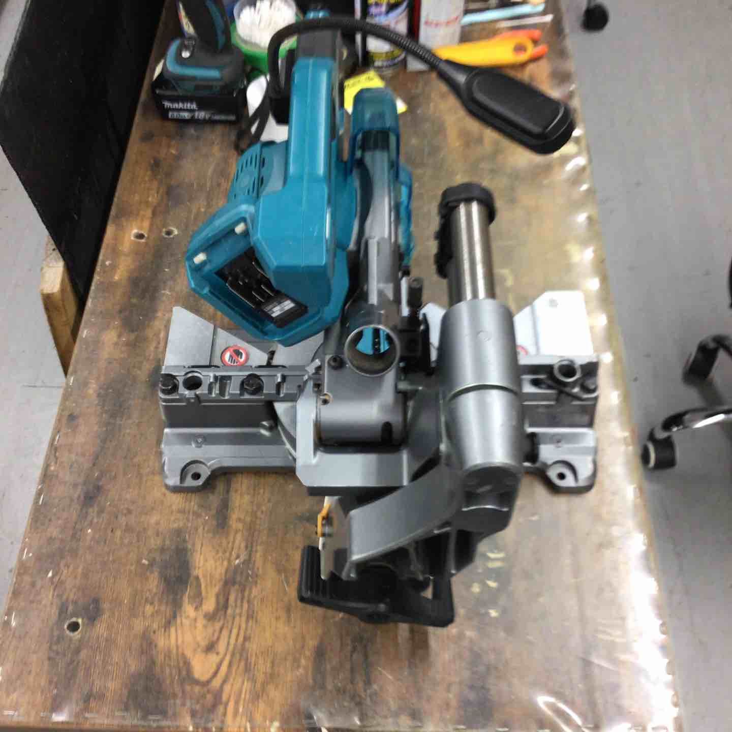 マキタ makita コードレススライドマルノコ LS001GZ 戸田店