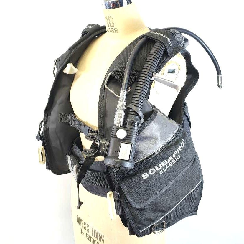 秋冬用aeroquip セミドライウェットスーツ 5✖️3mm 秋冬用