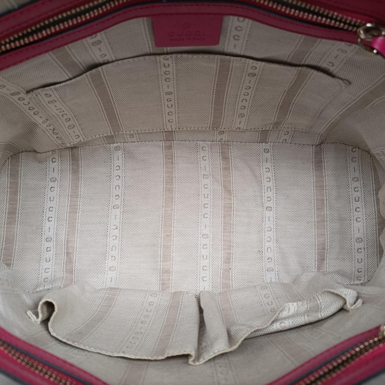 レッドレザー384688F017455409