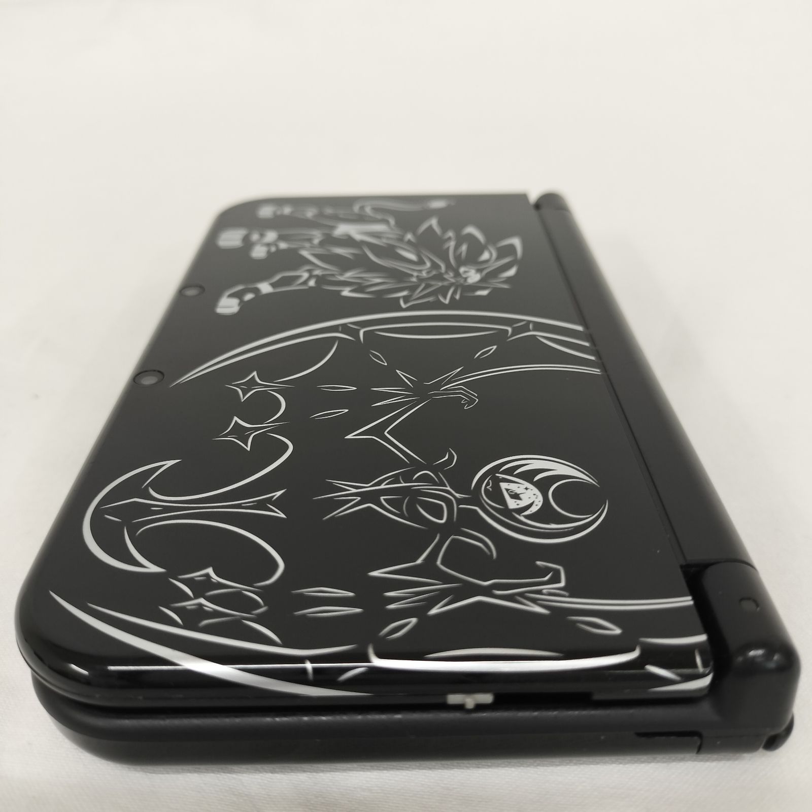 Newニンテンドー3DS LL ポケットモンスター サン・ムーン ソルガレオ 