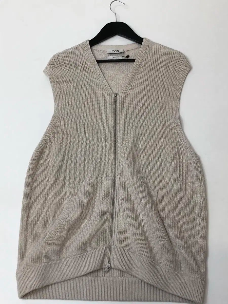 Cos コス レギュラー フィット ニット ジップアップ ベスト
