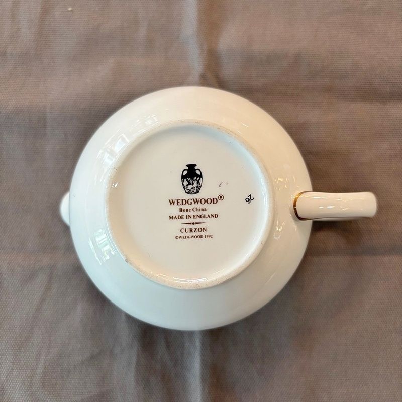 ウェッジウッド　カーゾン　ティーポット　シュガーポット　クリーマー WEDGWOOD - ウェッジウッド カーゾン ティーポット シュガー