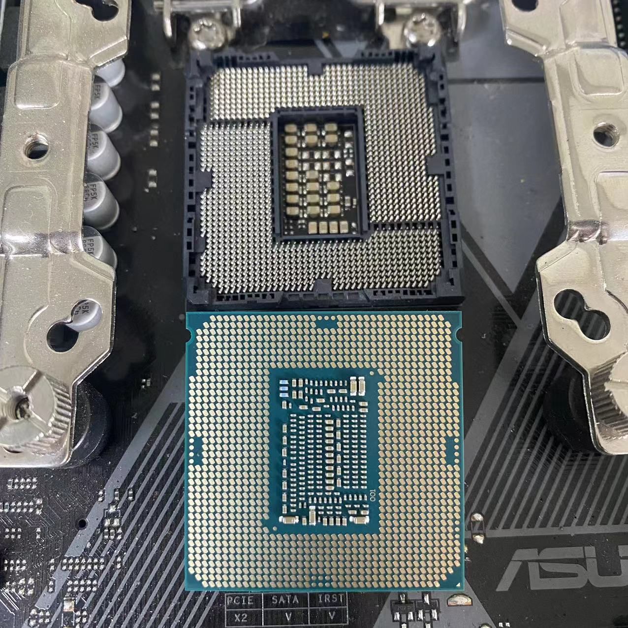 Intel Core i7-8700 マザーボード付き 【ジャンク品】 - メルカリ