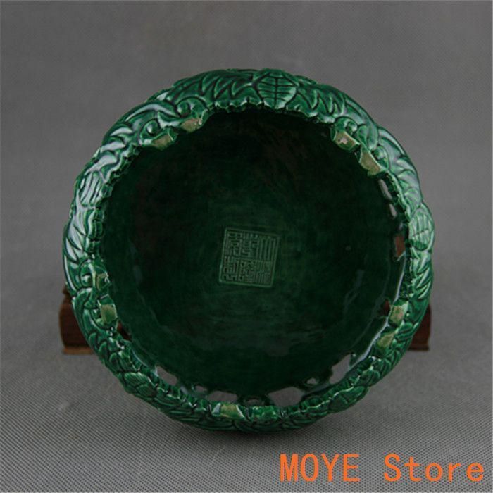 緑釉の回転式の透かし彫り香炉 装飾品 美品 景徳鎮 陶磁器 美術品 置物 清乾隆緑釉回転式透かし彫り香炉 景徳鎮 陶磁器 装飾品 工芸