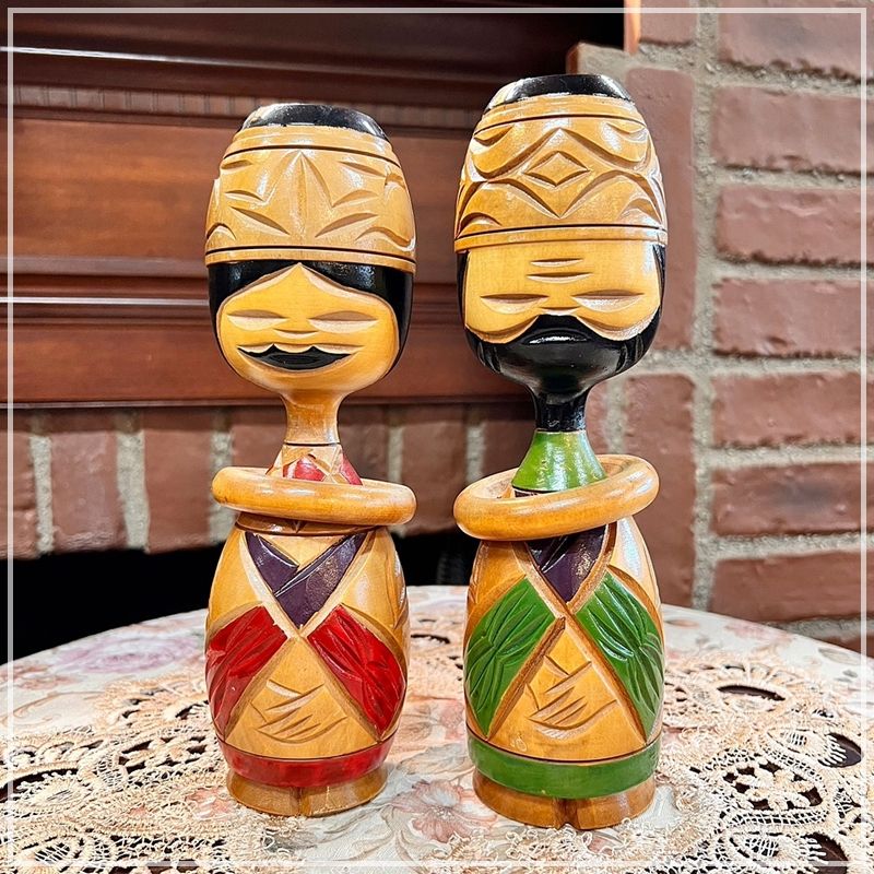 昭和レトロ 木製 木彫り アイヌ民族 ニポポ人形 男女 2体セット 置物 