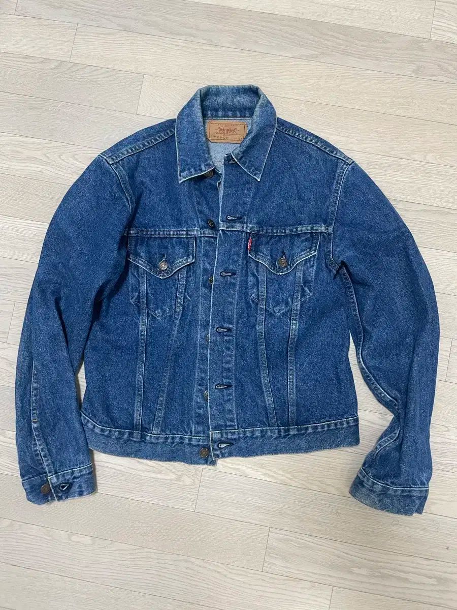 90's Levi's 70505-0217 リーバイス 93年製 日本製 デニムジャケット ジージャン 38 リーバイス3rdモデル 70505 0217 Gジャン サイズ38 米国製 90s levis