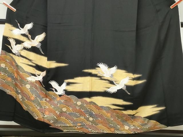 平和屋着物●豪華色留袖　作家物　駒刺繍　立波飛鶴文　金彩　正絹　逸品　未使用　DAAP1895ic 平和屋着物○豪華色留袖 作家物 駒刺繍 立波飛鶴文 金彩