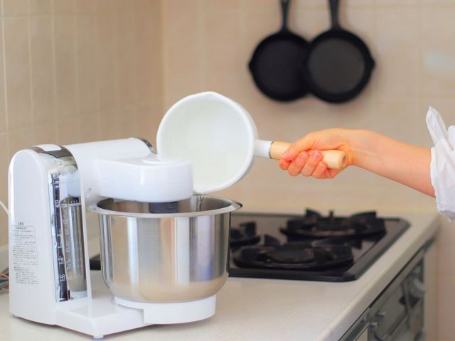 Bosch ボッシュ コンパクトキッチンマシン スタンドミキサー ミキシング 泡立て 撹拌 家庭用 卓上型ミキサー パン作り ケーキ お菓子 電動泡立て器 WWW_KANDAIZUMI_COM