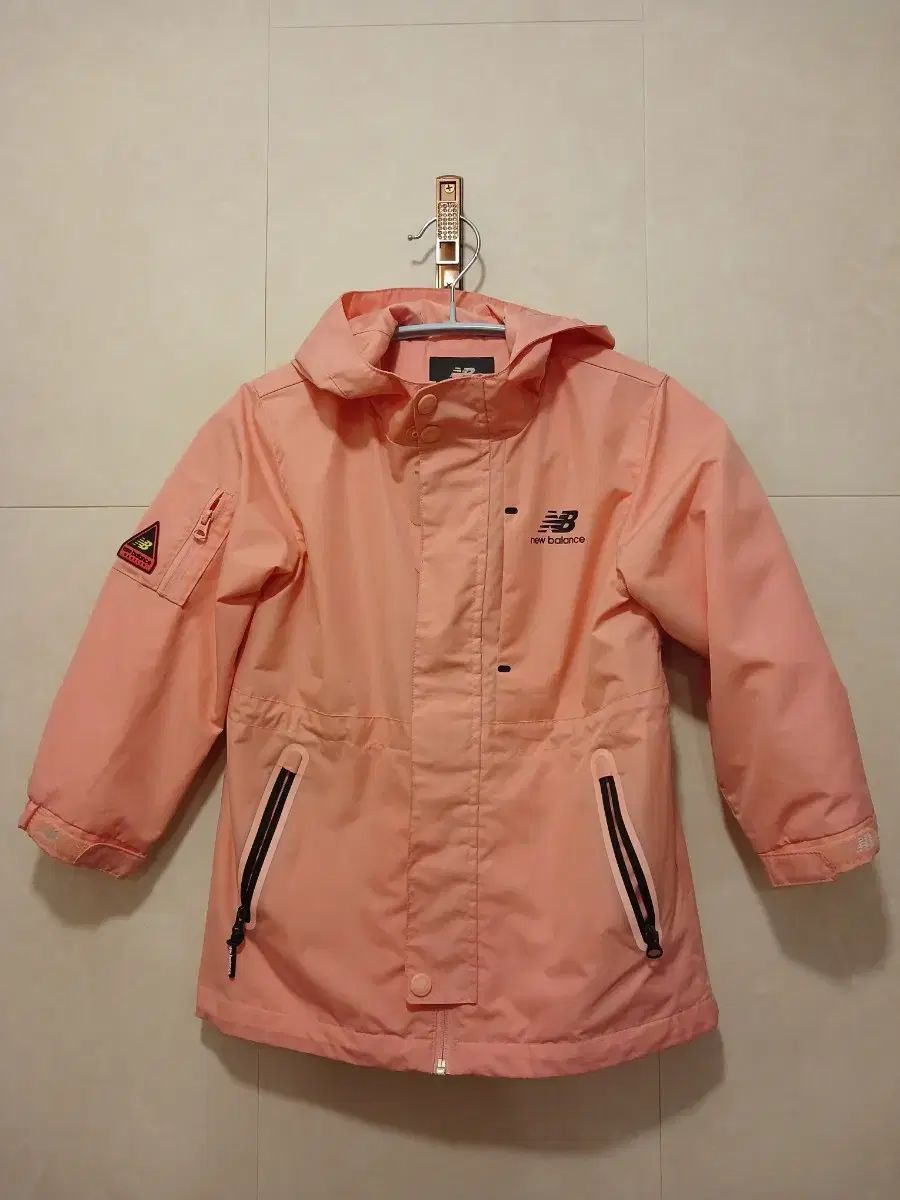 New Balance ニューバランス キッズ 正規品 女児 ウィンドブレーカー 110 4 税金 5 三 サイズ
