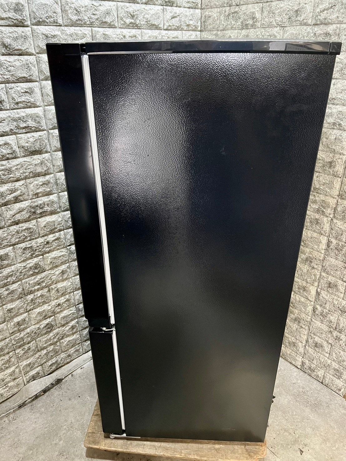 高年式 美品】大阪送料無料☆3か月保障付き☆冷蔵庫☆2024年☆ヤマダ  