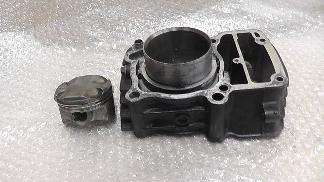 エリミネーター250V VN250A の シリンダー ピストン 1 1758072988