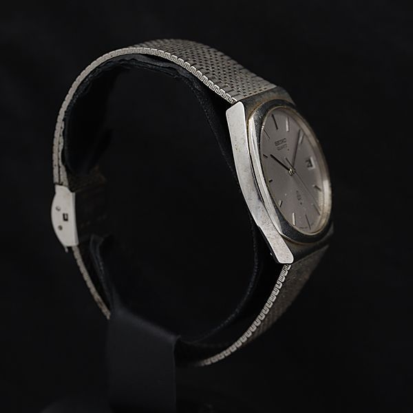 セイコー シャリオ QZ シルバー文字盤 4122-8000 メンズ腕時計 KMR