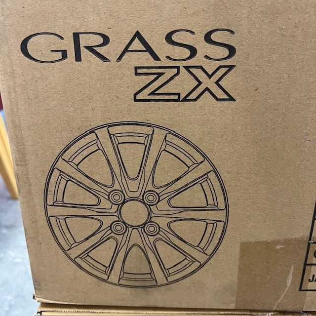 新品・未使用品！ アルミホイール GRASS ZX グラスZX（14×5.5J 38 4H 