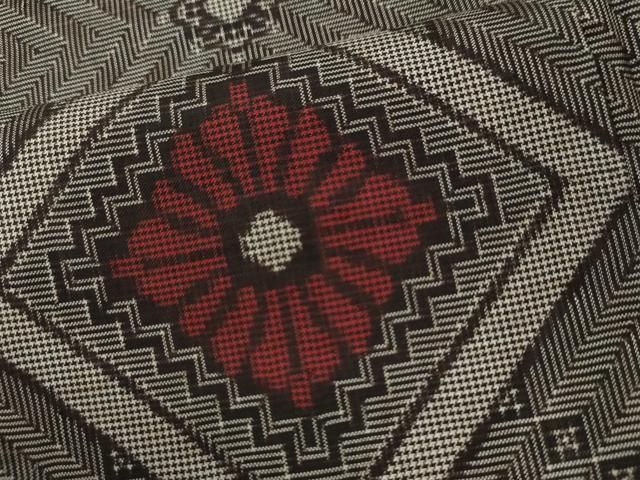 平和屋着物○本場大島紬 龍郷絣 正絹 逸品 CAAU1879yc - メルカリ