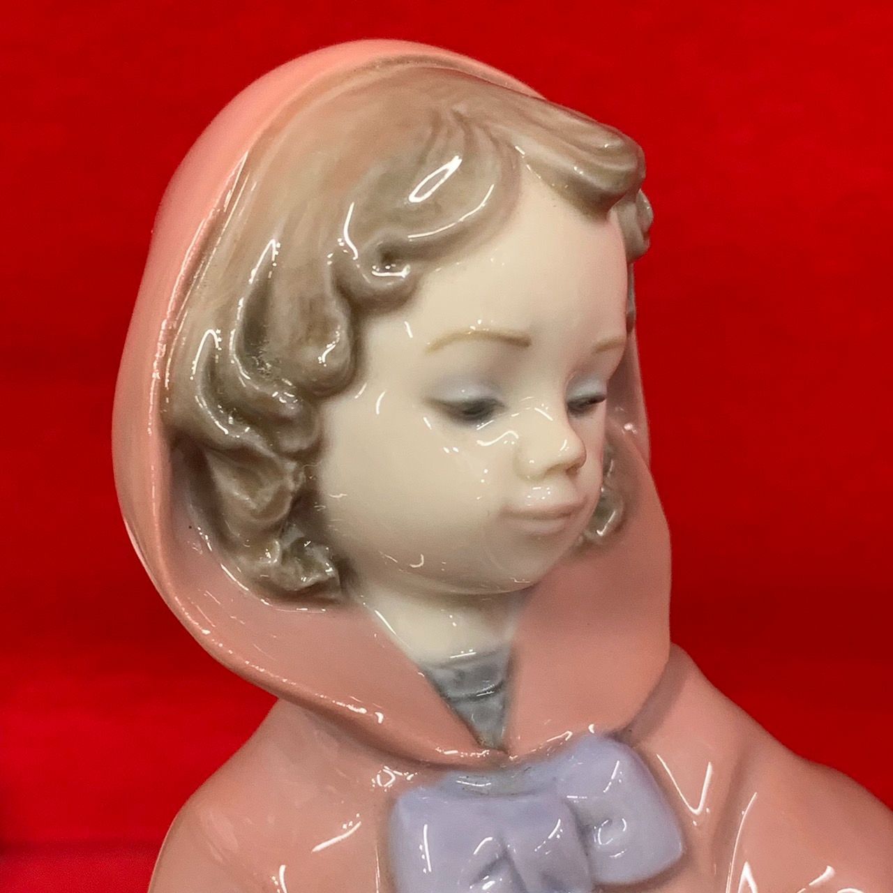 リヤドロ1008500 赤ずきん