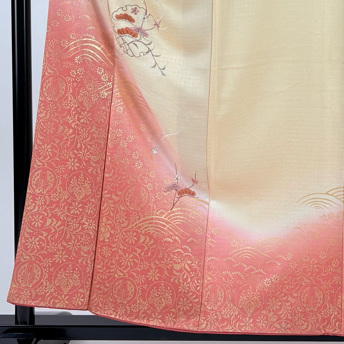 訪問着 身丈157.5cm 裄丈67.5cm L 袷 松梅 雪輪 金糸 刺繍 ベージュ 正絹 秀品