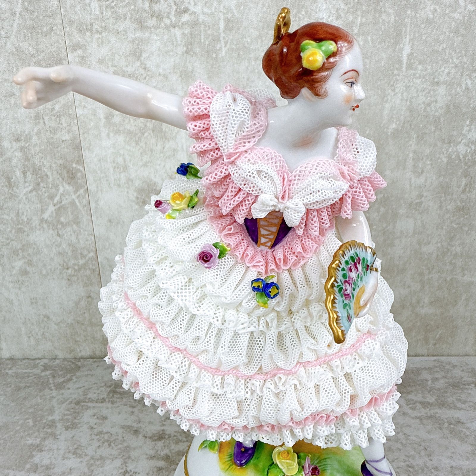 アイリッシュドレスデン 踊る女性 フィギュリン レースドール レース人形 陶器② IRISH DRESDEN アイリッシュドレスデン 踊る女性 フィギュリン