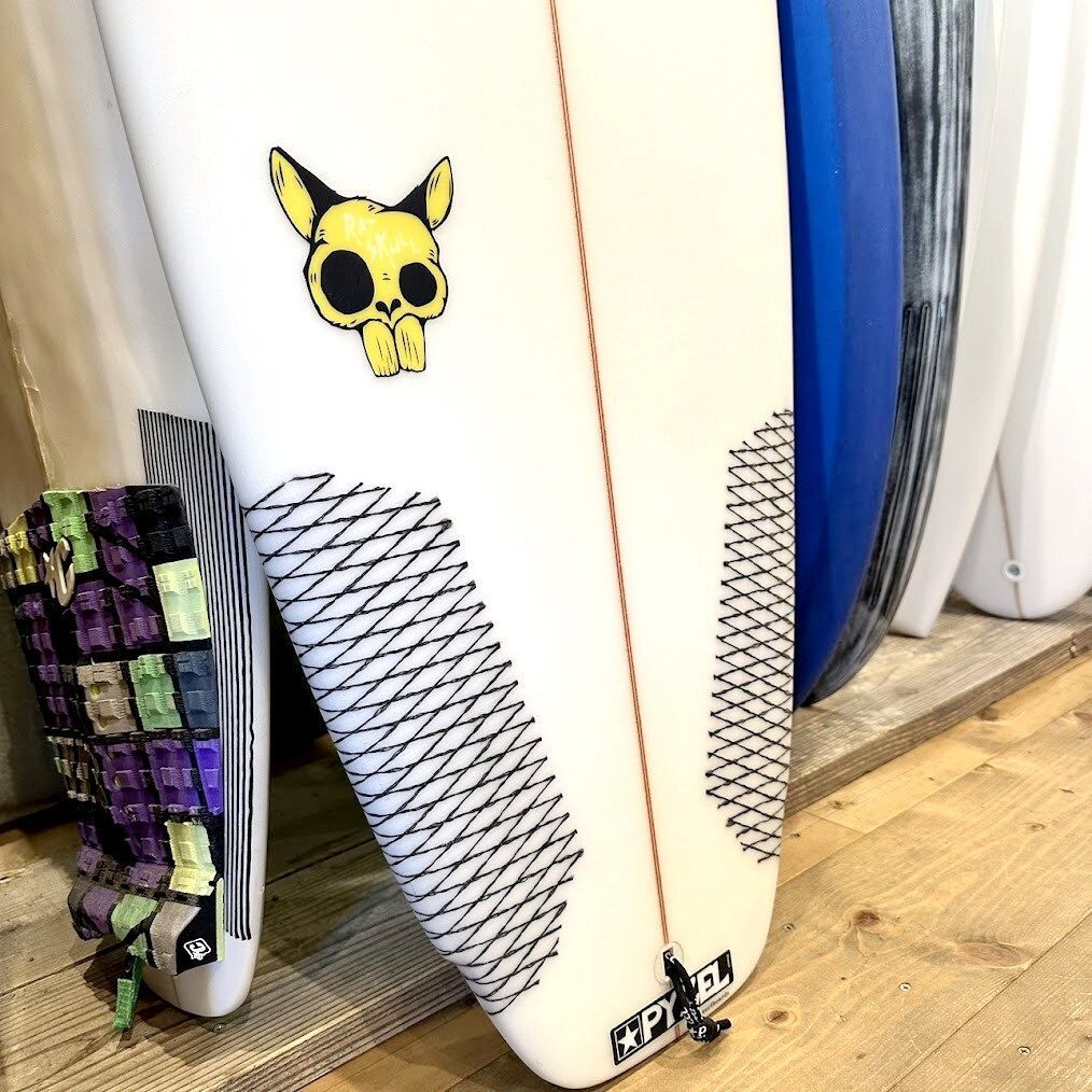 PYZEL 5'6” RAT SKULLパイゼル ラットスカル サーフボード