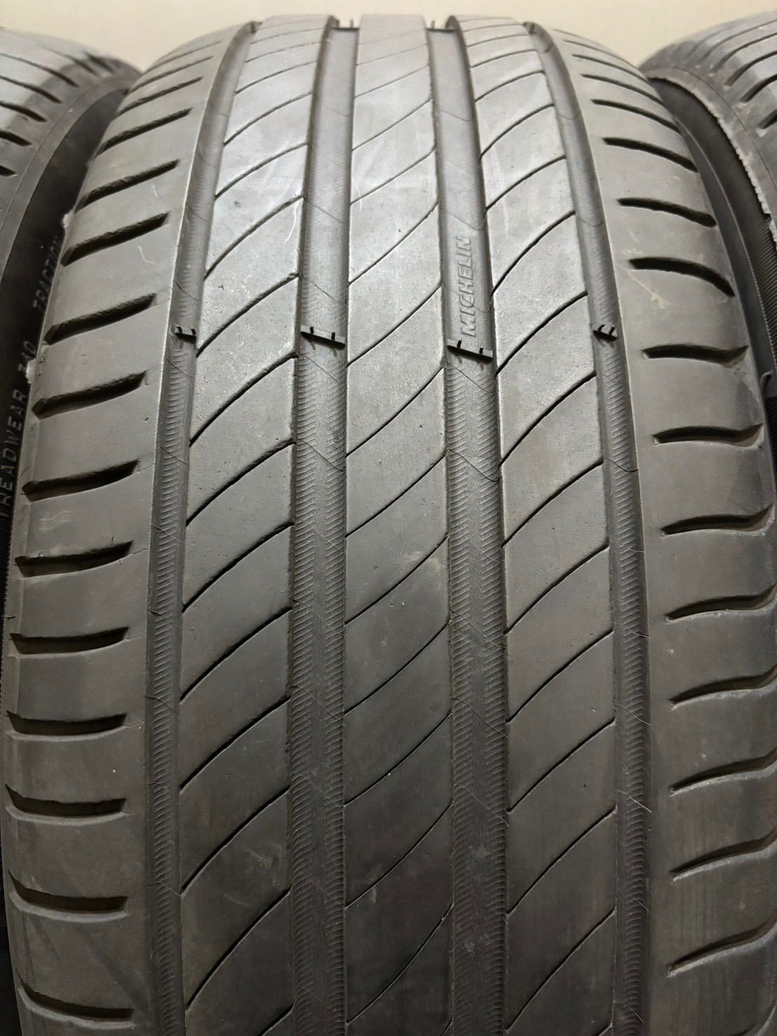 プリウス カローラ