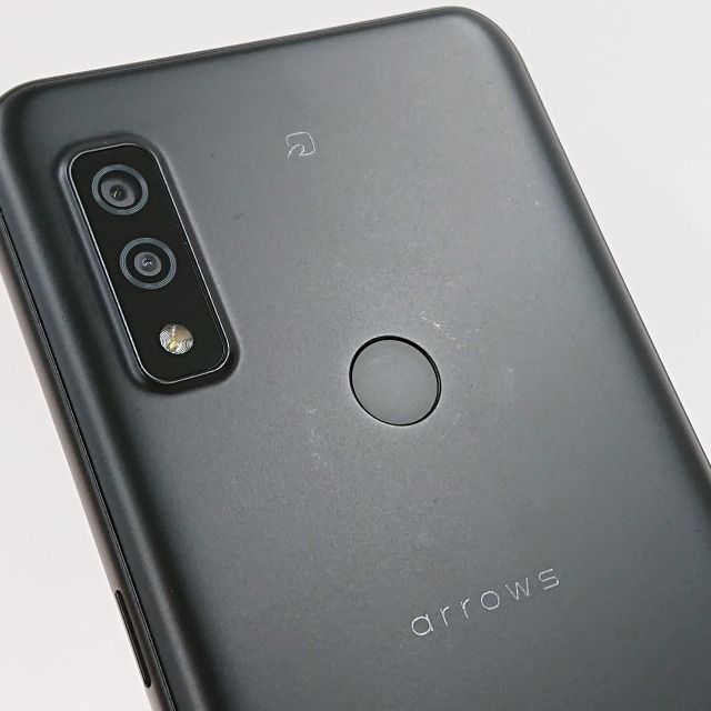 arrows We FCG01 au／UQ ブラック 中古スマホ arrows FCG01 arrows We