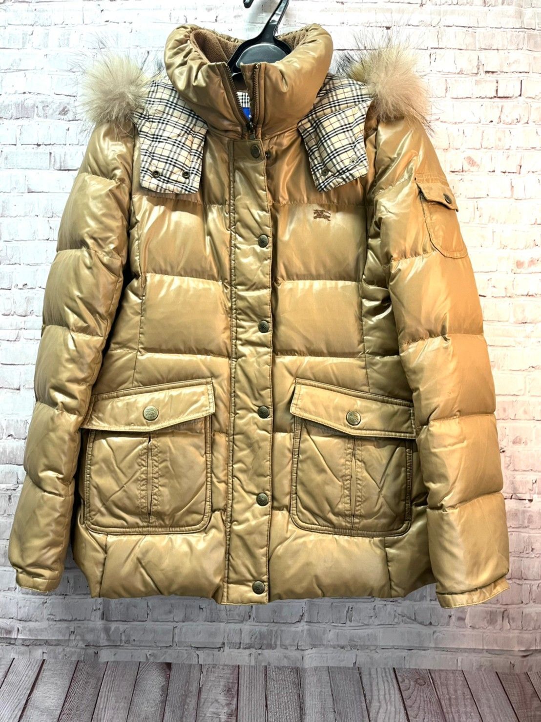 BURBERRY BLUE LABEL フード付きダウンジャケット 38 美品】BURBERRY BLUE LABEL フード付きダウンジャケット 38