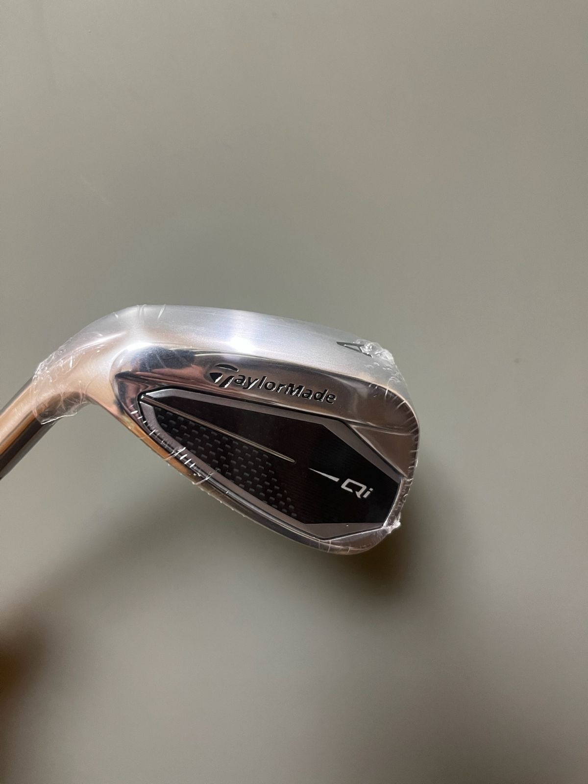 テーラーメイド 左 SW Qi アイアン単品 カーボンSシャフトDiamana NEW TaylorMade Qi Irons / Diamana BLUE TM60 Carbon Shaft